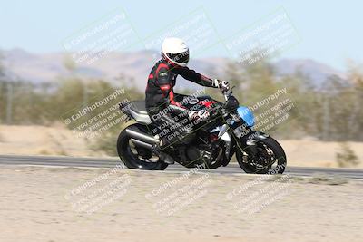 media/Dec-01-2025-Moto Forza (Mon) [[2daa91e15f]]/3-Beginner Group/Session 2 (Turn 7 Inside Pans)/